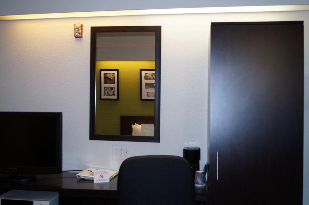 Sleep Inn At Greenville Convention Center Ngoại thất bức ảnh